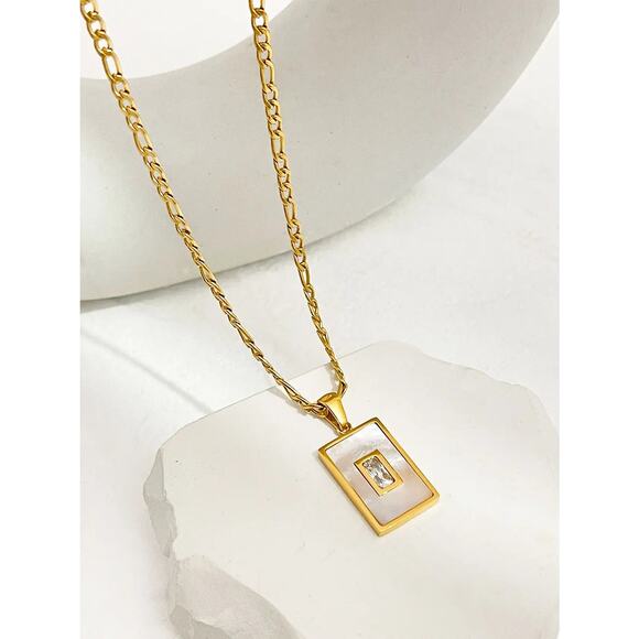 White Shell Vintage Rectangle Acrylic Zircon Pendant Necklace 18K Gold Plated - Picture 6 of 8